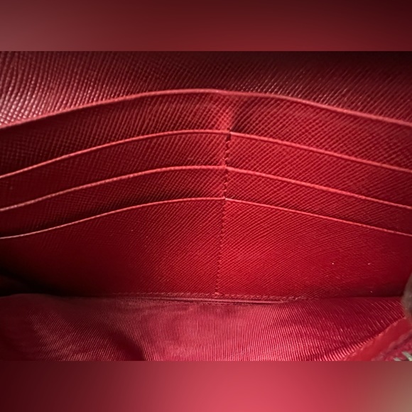 Large Prada Saffiano Leather Wallet - Picture 8 of 15